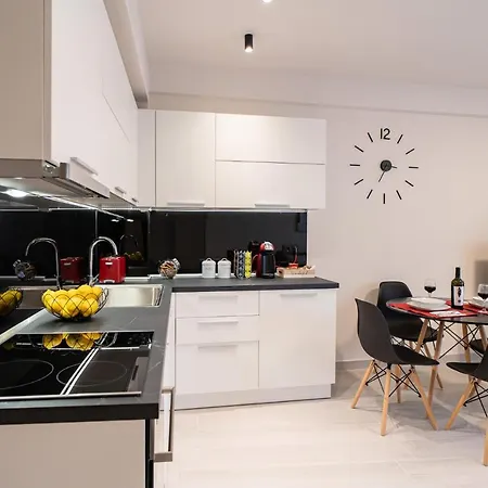 Lägenhet Petit Palace