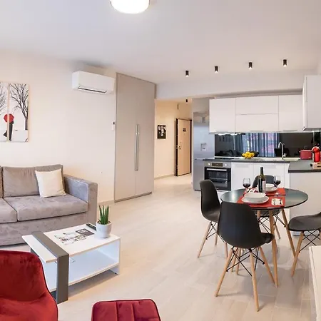 아파트 Petit Palace *