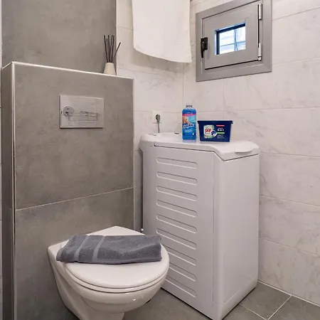 شقة Petit Palace Tríkala